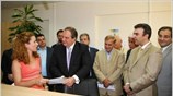 Το Κέντρο Εξυπηρέτησης Πολιτών στην Ηλιούπολη επισκέφτηκε το πρωί ο Κώστας Καραμανλής. ...