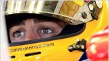 Ο Fernando Alonso, της Renault, ετοιμάζεται για την πρώτη περίοδο των ελεύθερων ...