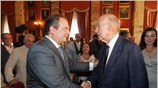 Με το Βραβείο για τον Κοινοβουλευτισμό και τη Δημοκρατία τιμήθηκε ο πρώην ...