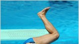 Ο Γερμανός Pavlo Rozenberg χάνει την ισορροπία του και πέφτει από τον ...