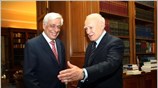 Για την πορεία της μεταναστευτικής πολιτικής ενημέρωσε τον πρόεδρο της Δημοκρατίας Κάρολο ...