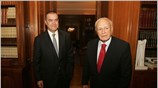 Ημίωρη συνάντηση με τον Πρόεδρο της Δημοκρατίας Κάρολο Παπούλια, είχε το μεσημέρι ...