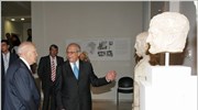 Ο Πρόεδρος της Δημοκρατίας Κάρολος Παπούλιας επισκέφθηκε το Αρχαιολογικό πάρκο του Δίου ...