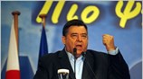 Σε ρήξη και ανατροπή με το «σάπιο κατεστημένο» κάλεσε τους συνέδρους και ...