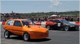 Στιγμιότυπο από τους αγώνες επιτάχυνσης (dragster), που πραγματοποιήθηκαν στην Τρίοδο Μεσσήνης το ...
