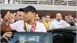 Αφιξη χθες του Τυνήσιου μέσου παίκτη του ΑΡΗ στο ποδόσφαιρο Mehdi Nafti. ...