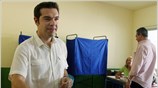 Στο σχολικό συγκρότημα της οδού Πανόρμου 7, όπου έφτασε στις 11.00, συνοδευόμενος ...