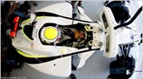 Ο Βρετανός οδηγός της Brawn GP, Jenson Button πριν βγει στην πίστα ...
