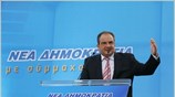 «Απέναντι στα ψεύτικα διλήμματα, απαντούμε με θετική πρόταση: Εθνική συνεννόηση. Εθνική συστράτευση. ...