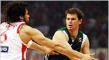 Το «φιλί της ζωής» έδωσε στον Ολυμπιακό τόσο η νίκη με 74-70 ...