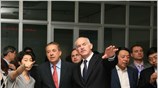 Σημαντικές χαρακτήρισε τις επαφές που είχε σήμερα στο Πεκίνο ο Γιώργος Παπανδρέου, ...