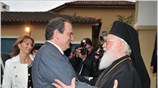 Με τον αρχιεπίσκοπο Αλβανίας, Αναστάσιο, συναντήθηκε την Δευτέρα στα Τίρανα, ο πρωθυπουργός ...