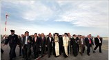 Με τιμές Αρχηγού κράτους έγινε η υποδοχή του Αγίου Φωτός  στο ...