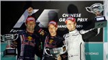 Οι νικητές του Grand Prix της Κίνας. Ο Sebastian Vettel, ο Mark ...