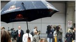 Ο νεαρός Sebastian Vettel πριν τον αγώνα. ...