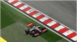 Ο Lewis Hamilton της McLaren Mercedes. ...