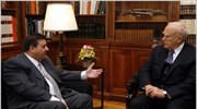 Ο Πρόεδρος της Δημοκρατίας Κάρολος Παπούλιας δέχθηκε σήμερα τον Πρόεδρο του ΛΑΟΣ ...
