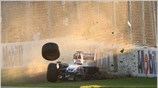 H BMW Sauber του Robert Kubica μετά τη σύγκρουση με τον Sebastian ...