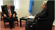 Συνάντηση του Προέδρου της Δημοκρατίας Δημήτρη Χριστόφια (Δ) με τον Τουρκοκύπριο ηγέτη ...