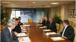 Η κυβέρνηση είναι αποφασισμένη να εφαρμόσει πλήρως το νόμο για τη ρευστότητα ...