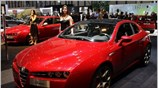 Το κουπέ Brera στο περίπτερο της Alfa Romeo στο 79ο Σαλόνι Αυτοκινήτου ...