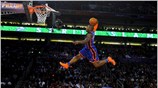 Ο Nate Robinson, των New York Knicks, καρφώνει την μπάλα, στο διαγωνισμό ...
