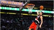 Ο Ισπανός Rudy Fernandez των Portland Trailblazers καρφώνει την μπάλα, στο διαγωνισμό ...