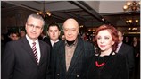 Συνάντηση με τον ιδιοκτήτη του γνωστού λονδρέζικου πολυκαταστήματος «Harrods», Αλ Φαγιέντ, είχε ...