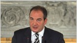 Καμία οικονομική πολιτική δεν μπορεί να πετύχει από μόνη της, απαιτείται ένα ...