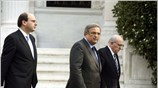Υπό την προεδρία του πρωθυπουργού Κ. Καραμανλή συνεδρίασε το πρωί στο Μέγαρο ...