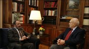Τον πρόεδρο του Ελληνικού «Ερυθρού Σταυρού» Ανδρέα Μαρτίνη δέχθηκε στο Προεδρικό Μέγαρο ...