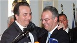 Σε εγκάρδια ατμόσφαιρα πραγματοποιήθηκε η τελετή παράδοσης - παραλαβής στο υπουργείο Μακεδονίας ...