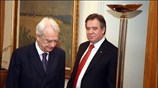 Φιλοδοξία μου είναι να βάλω κι εγώ ένα λιθαράκι στο μεγάλο έργο ...