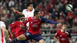 Με μία ακόμα εκπληκτική εμφάνιση στο γήπεδο Καραϊσκάκη, ο Ολυμπιακός ξεπέρασε εύκολα ...