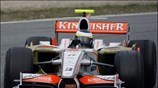 Μετά τη McLaren Mercedes ο Πέντρο Ντε Λα Ρόσα βρέθηκε στο τιμόνι ...