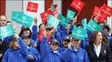 Αθλητές των Special Olympics στην τελετή αφής της φλόγας για τους Χειμερινούς ...