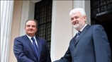 Στο πλαίσιο της συνάντησής του με το Σέρβο ομόλογό του στο Μέγαρο ...