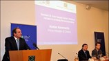 Ο Πρωθυπουργός Κώστας Καραμανλής (Α) με τον πρόεδρο της ευρωπαϊκής επιτροπής Jose ...