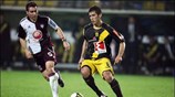 Ισόπαλος χωρίς τέρματα (0-0) έληξε ο αγώνας στο «Κλεάνθης Βικελίδης» ανάμεσα στον ...