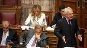 Σφοδρή αντιπαράθεση στη Βουλή μεταξύ του υπουργού Δικαιοσύνης Σ. Χατζηγάκη και του ...