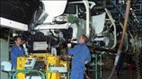 Η γαλλική αυτοκινητοβιομηχανία Renault θα περικόψει 2.000 θέσεις εργασίας στις θυγατρικές της ...