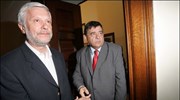 Συνάντηση με τον πρόεδρο του ΛΑΟΣ Γιώργο Καρατζαφέρη (Δ) στα γραφεία του ...