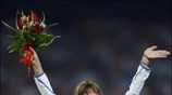 Σήμερα έγινε η απονομή του μεταλλίου στην Πηγή Δεβετζή. Η Ελληνίδα πρωταθλήτρια ...