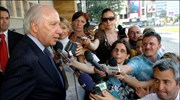 Ιδιωτικοί τηλεοπτικοί σταθμοί των Σκοπίων μετέδωσαν ότι ο πρωθυπουργός της ΠΓΔΜ Νίκολα ...