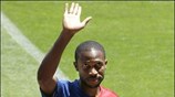 Ο Seydou Keita υπέγραψε τετραετές συμβόλαιο συνεργασίας με την Μπαρτσελόνα. ...