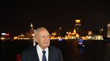 Περιήγηση του Προέδρου της Δημοκρατίας Κάρολου Παπούλια στον ποταμό Huangpu με πλοιάριο. ...