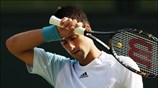 Ο Novak Djokovic, από τη Σερβία, προκρίθηκε στον επόμενο γύρο του Γουίμπλεντον ...