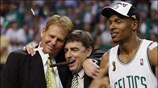 Ο γενικός διευθυντής των Celtics Danny Ainge (Α), ο CEO της ομάδας ...