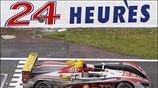 Το Audi R10 με οδηγό τον Ιταλό Rinaldo Capello τερματίζει πρώτο. Η ...
