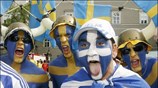 Από νωρίς χθες το πρωί περισσότεροι από 10.000 Έλληνες φίλαθλοι είχαν στήσει ...